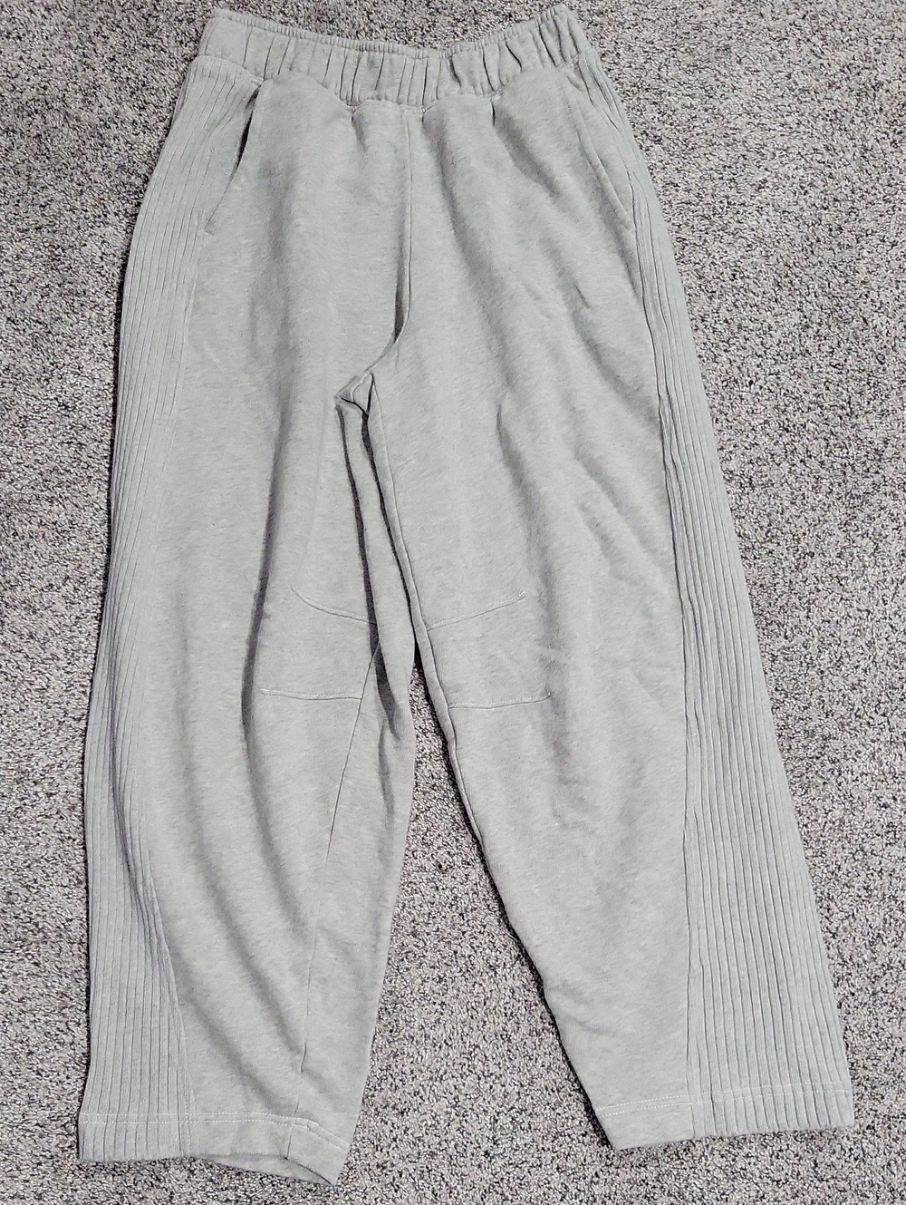 Aerie Gray Barrel Sweatpants